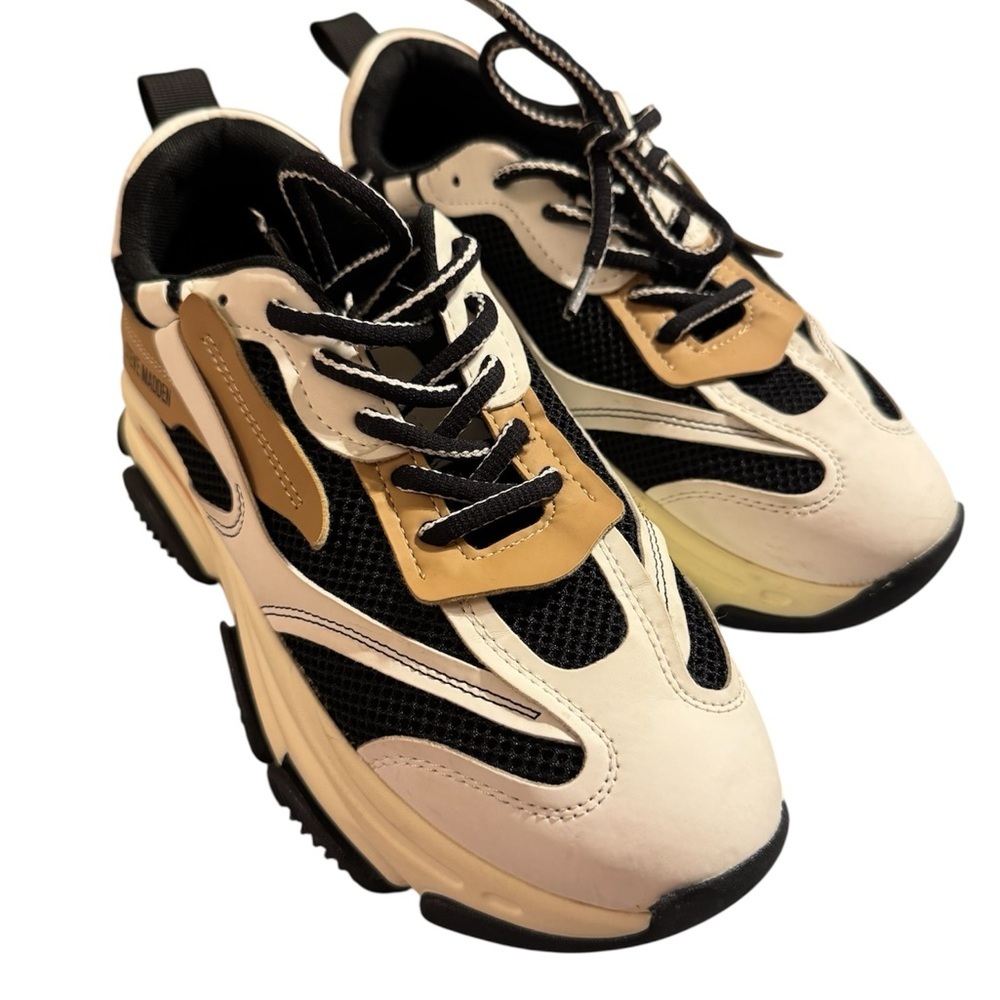 Steve Madden Black and Cream Sneakers - Picture 5 of 5
